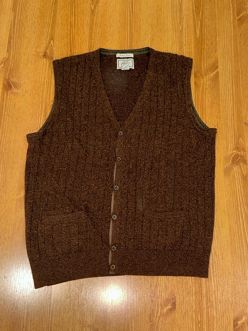 Jos. A. Bank 1905 Italian Yarn Brown Knit Button Sweater Vest Men's XL